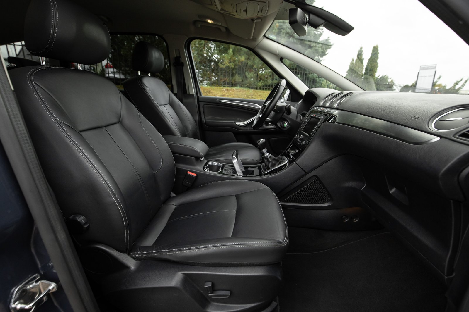 FORD S-MAX TITANIUM 2.0D 100KW