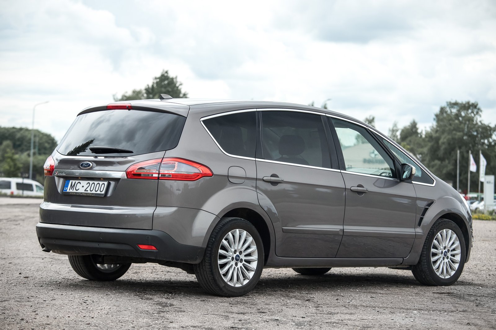 FORD S-MAX TITANIUM 1.6D 85KW