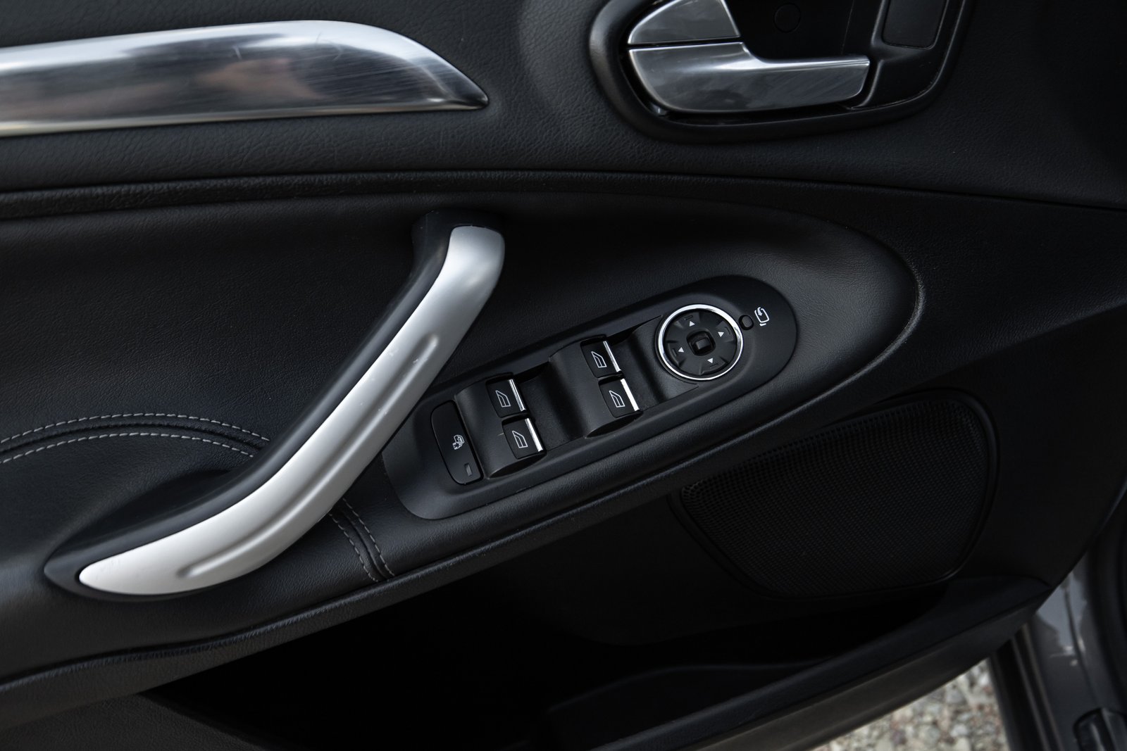 FORD S-MAX TITANIUM 1.6D 85KW