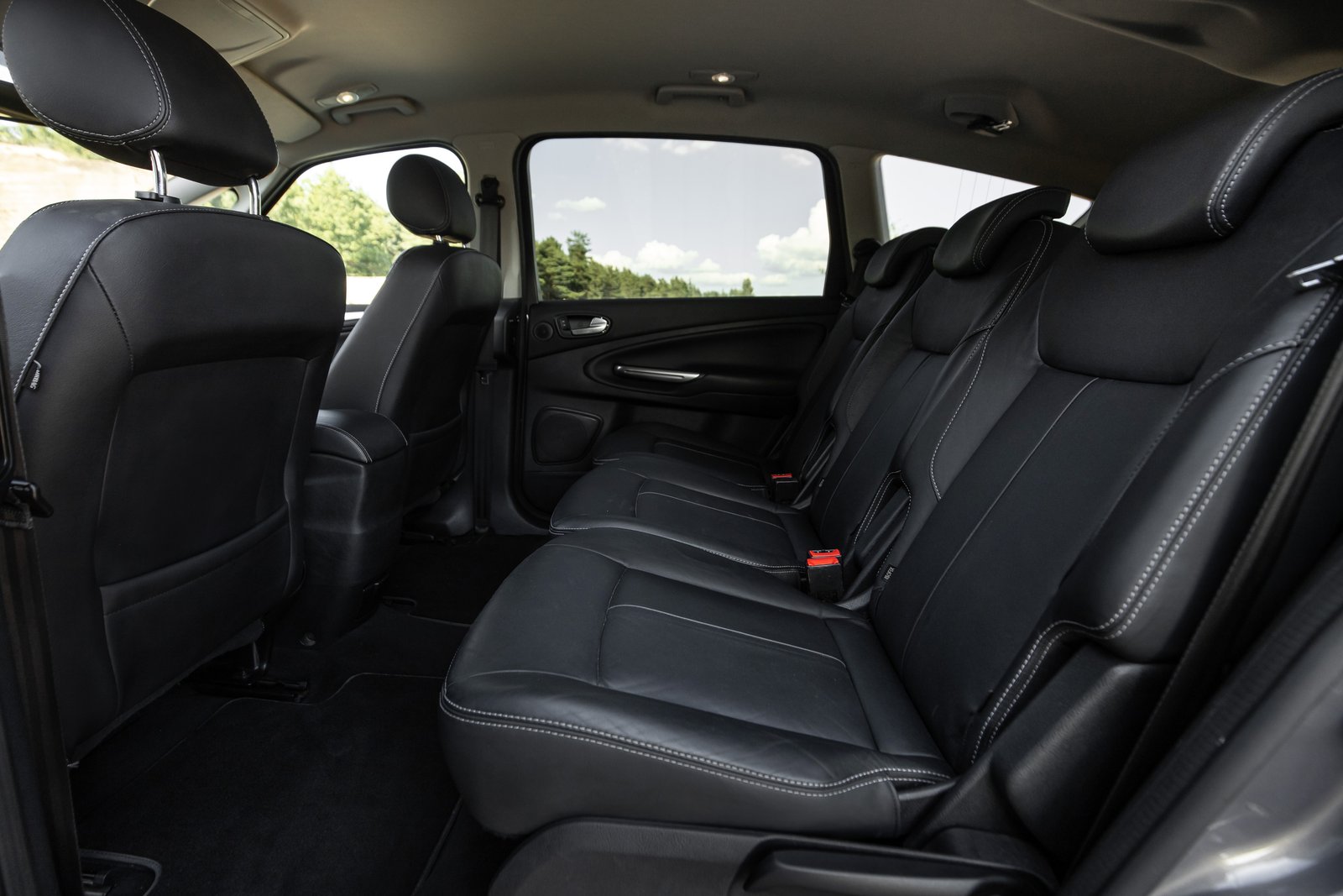 FORD S-MAX TITANIUM 1.6D 85KW
