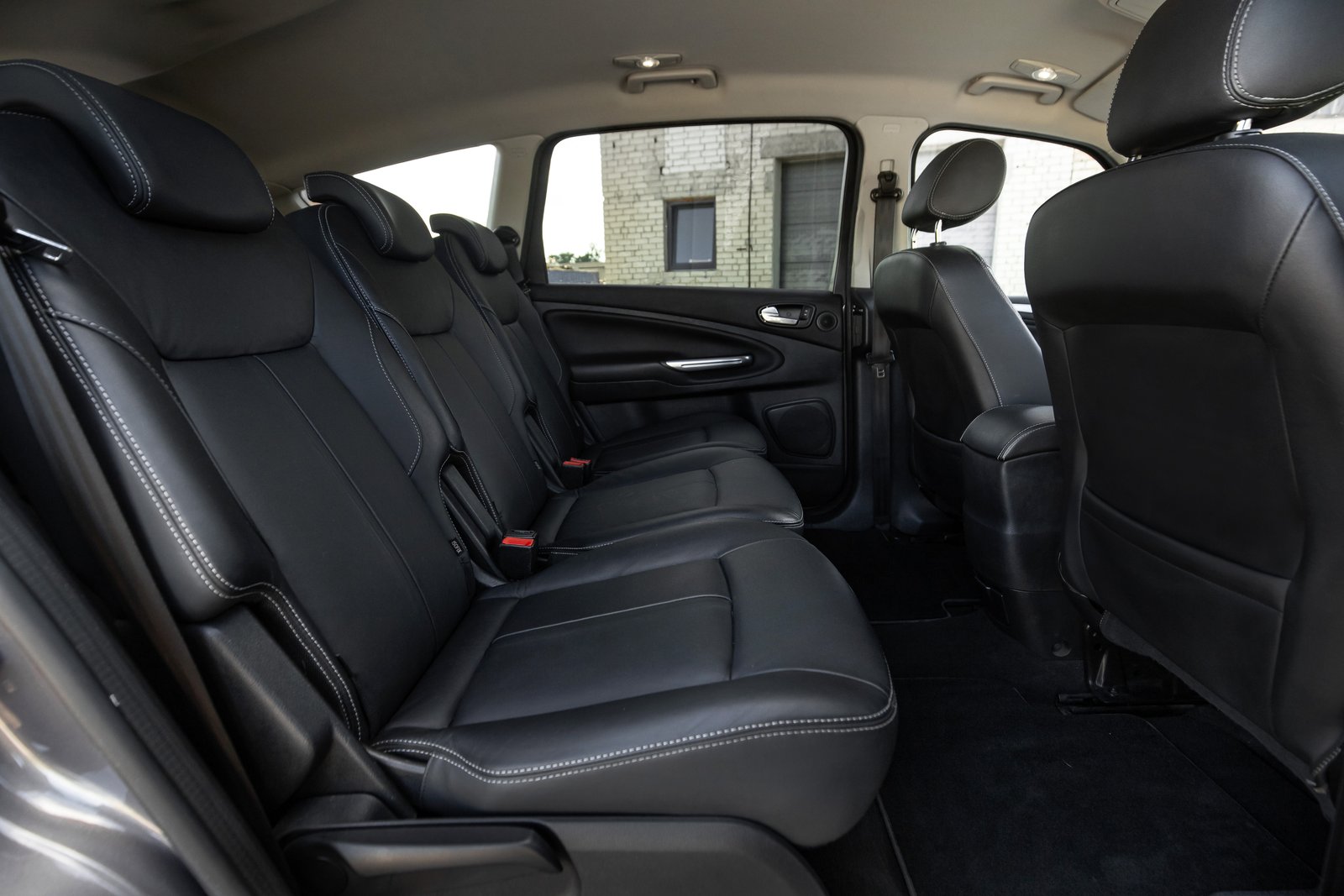 FORD S-MAX TITANIUM 1.6D 85KW