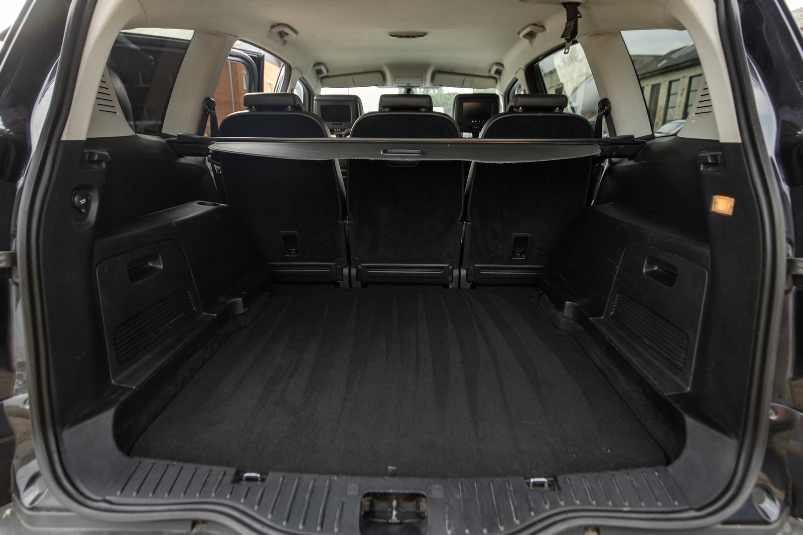 FORD S-MAX TITANIUM 2.0D 103KW