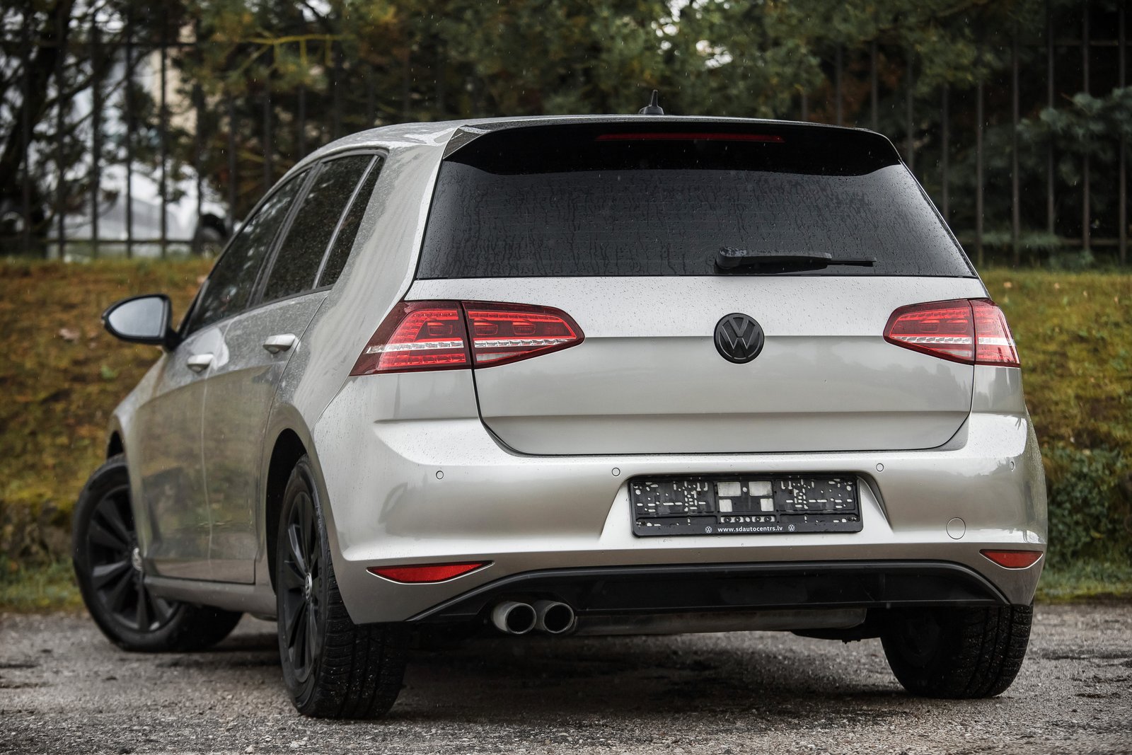 VW GOLF 7 R-LINE 1.6D AUTOMATS