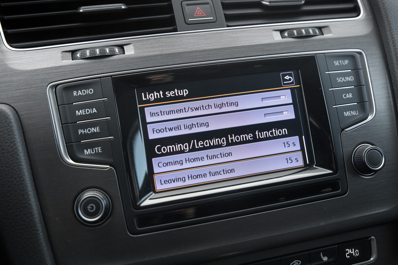 VW GOLF 7 R-LINE 1.6D AUTOMATS