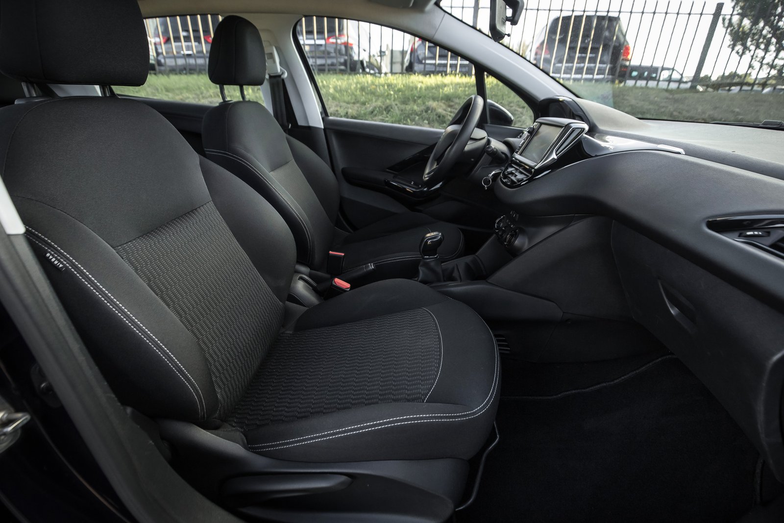 PEUGEOT 208 FACELIFT 1.5D 75KW EXCLUSIVE