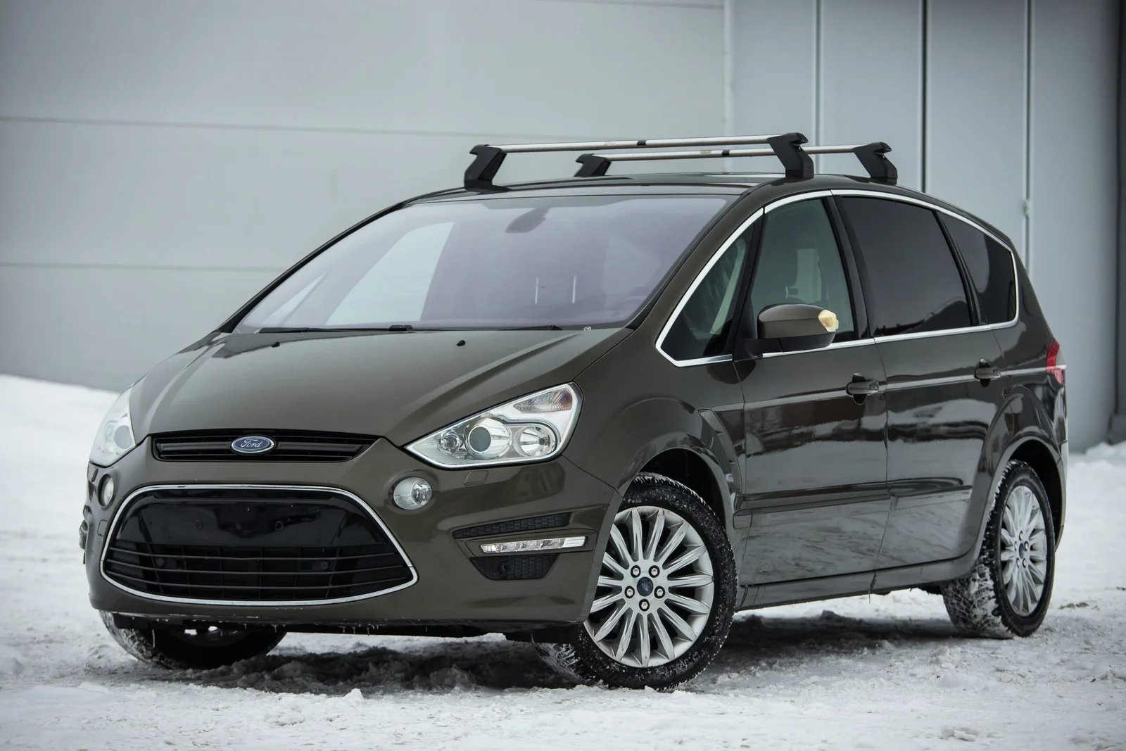 FORD S-MAX TITANIUM 2.0D 100KW FACELIFT 7SEATS