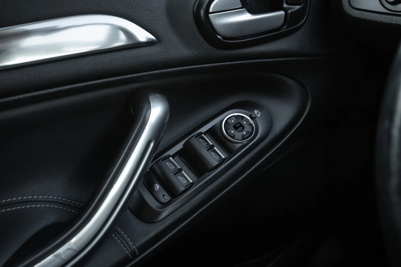 FORD S-MAX TITANIUM 2.0D 120KW AUTOMATS