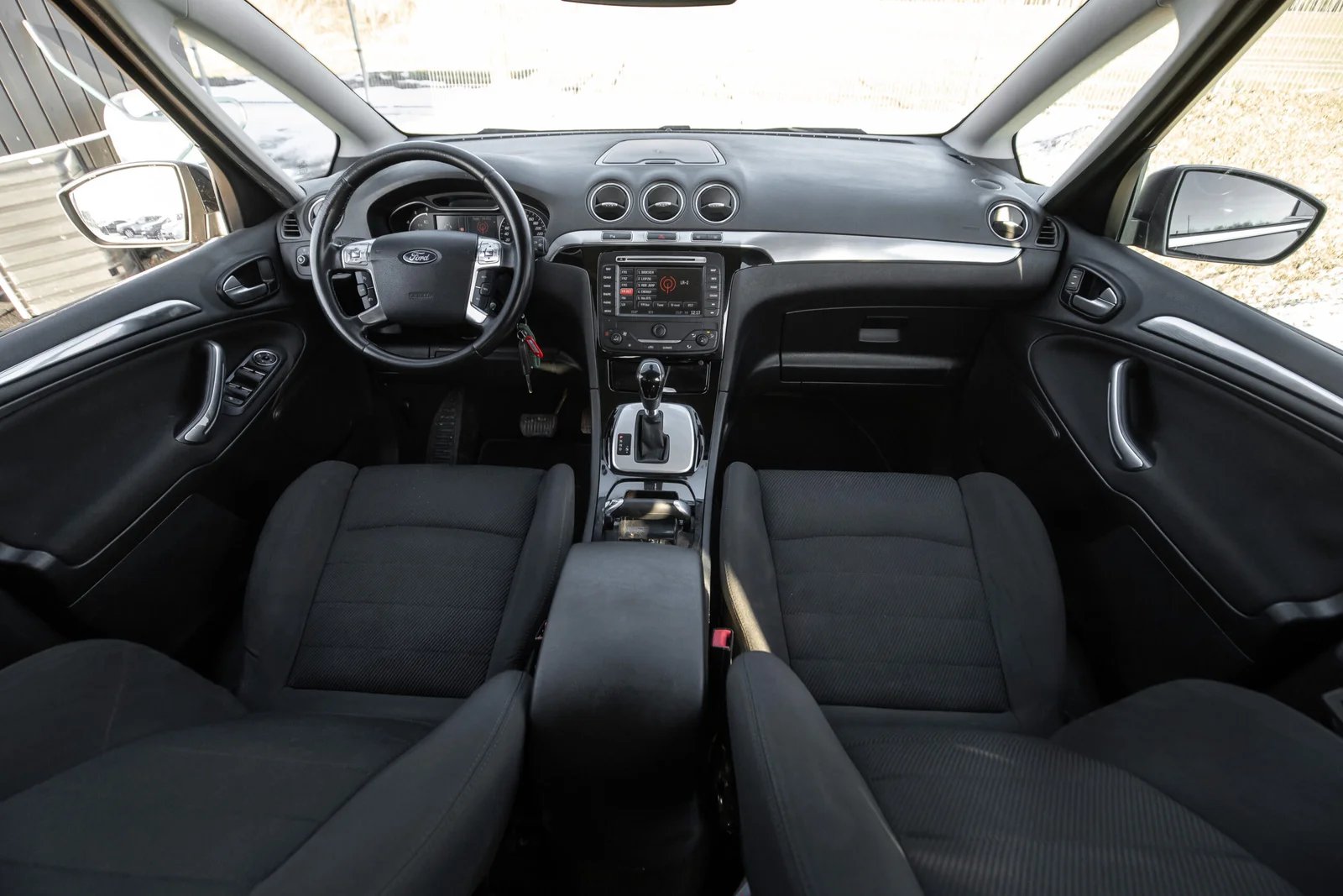 FORD S-MAX TITANIUM 2.2D 147KW AUTOMATS PILNAIS