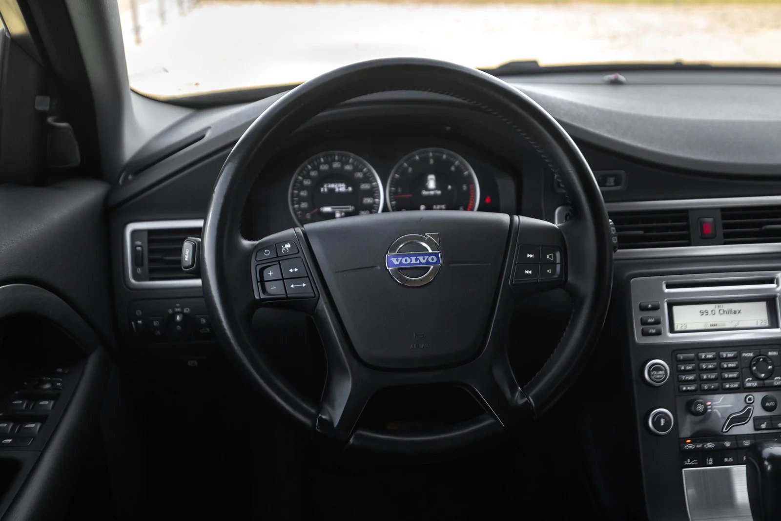 VOLVO V70 MOMENTUM 2.0D 120KW