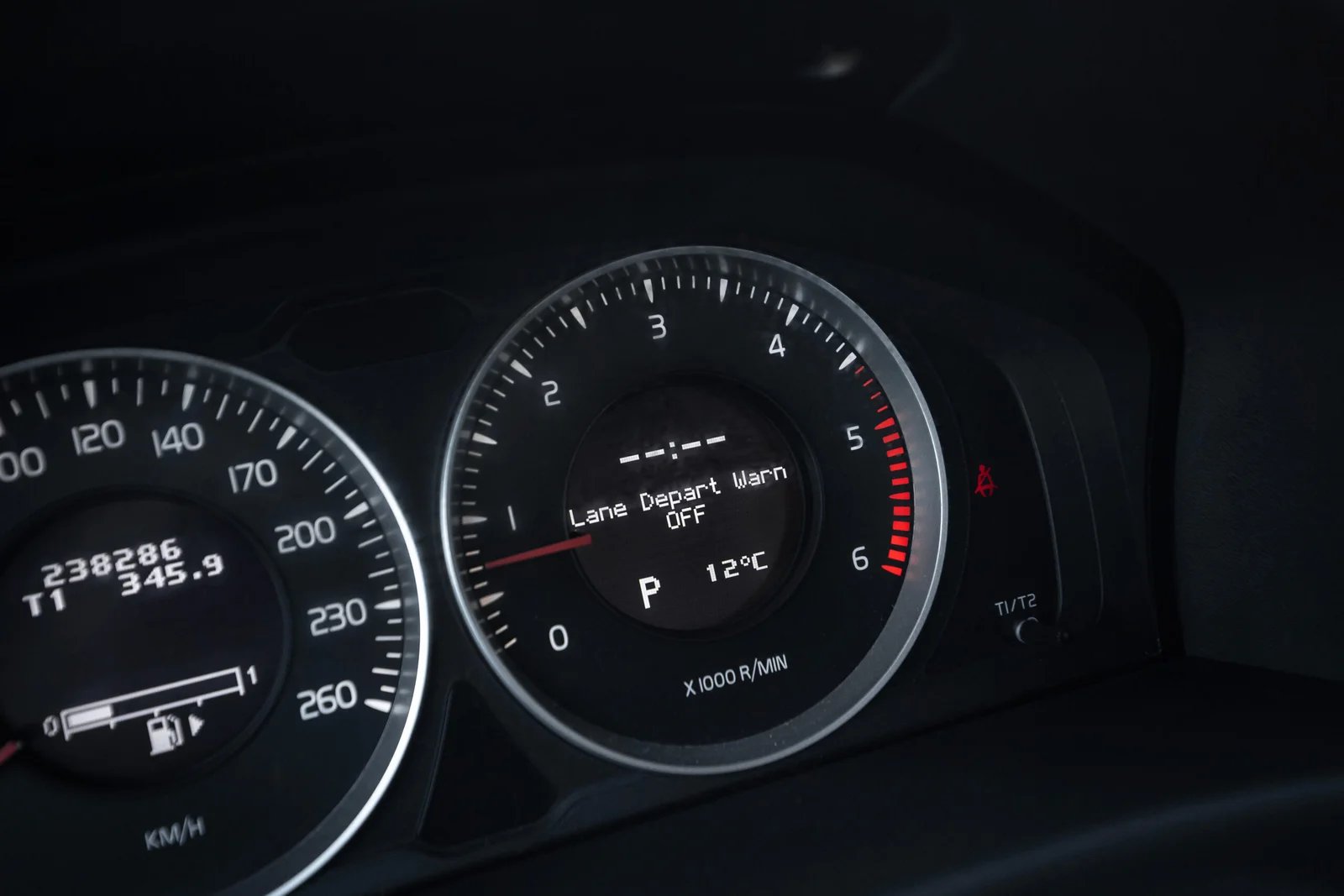 VOLVO V70 MOMENTUM 2.0D 120KW