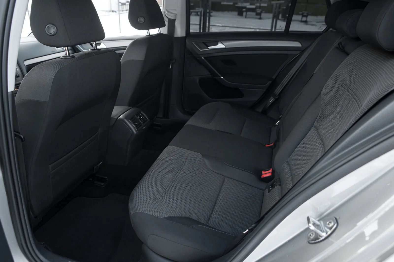 VW GOLF 7 SPORT 1.6D AUTOMATS